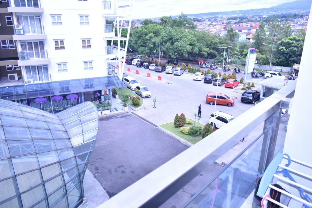 Gateway Pasteur 2Br Tower Depan Ruby 7 C Apartment Бандунг Екстериор снимка
